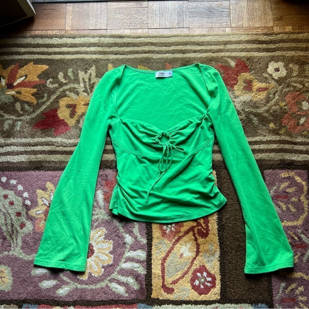 Tiger mist top